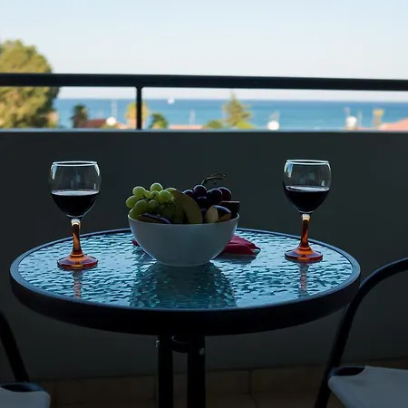 Appartement Mackenzie Sea View *
